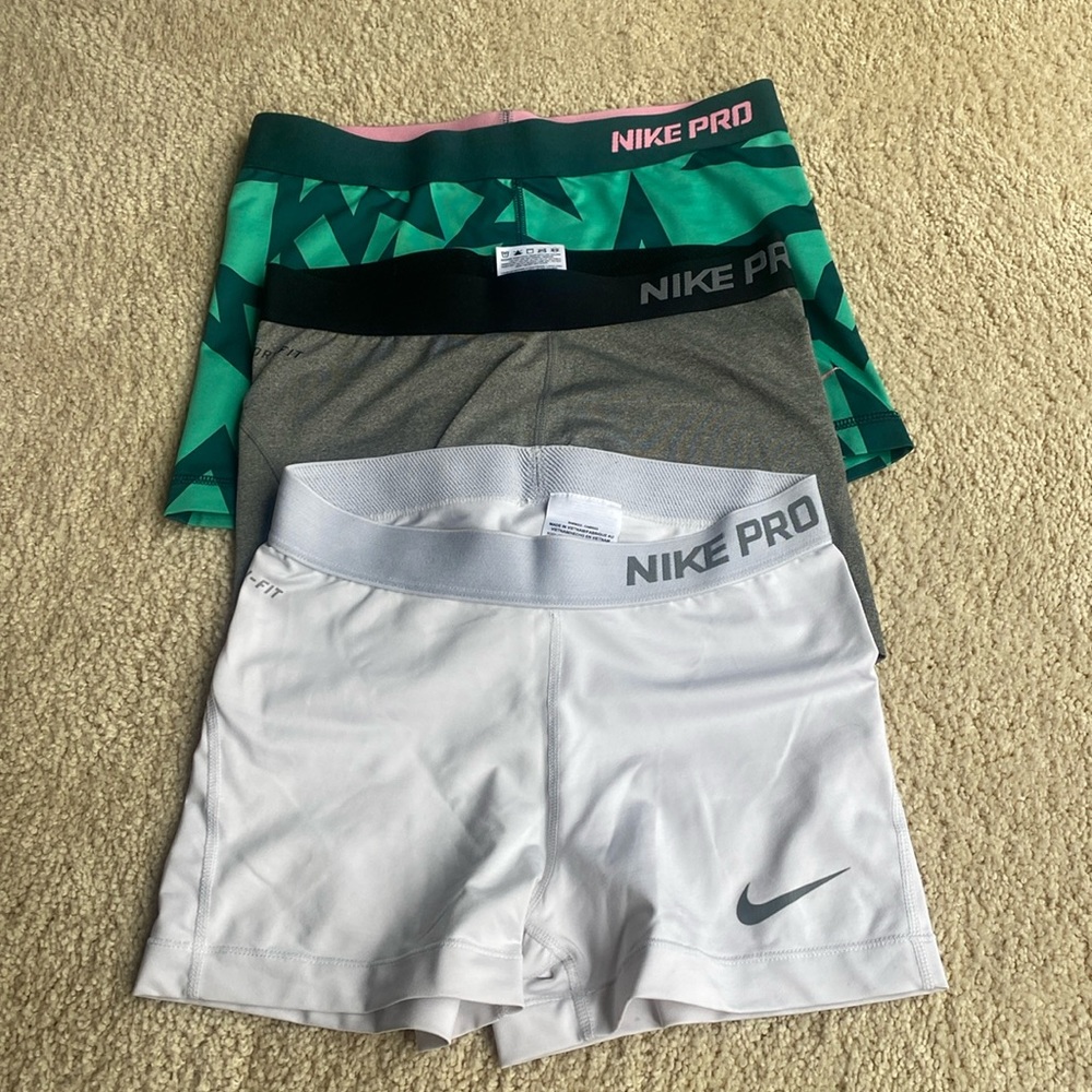 Nike spandex